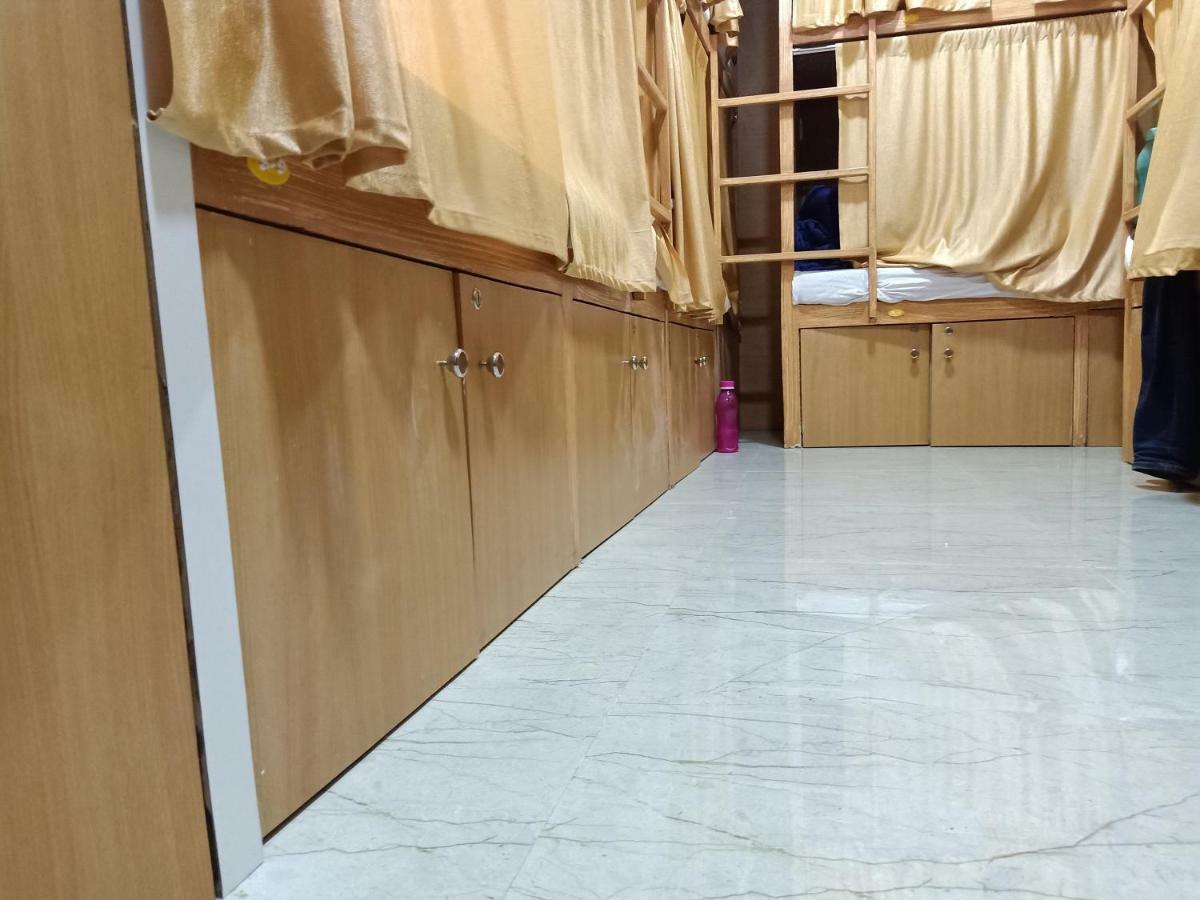 Mabrook Dormitory Bombay Extérieur photo